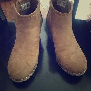 Toms booties